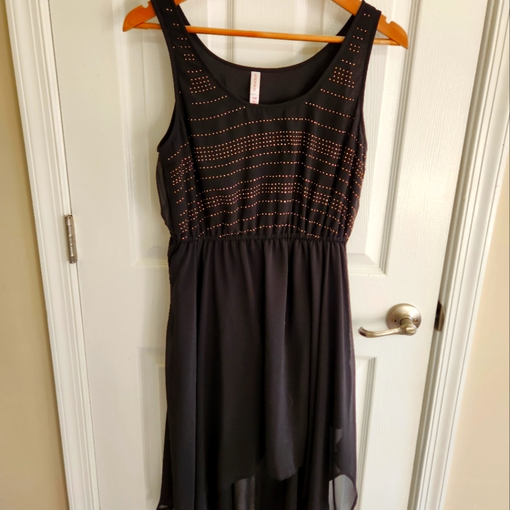 High-low black dress